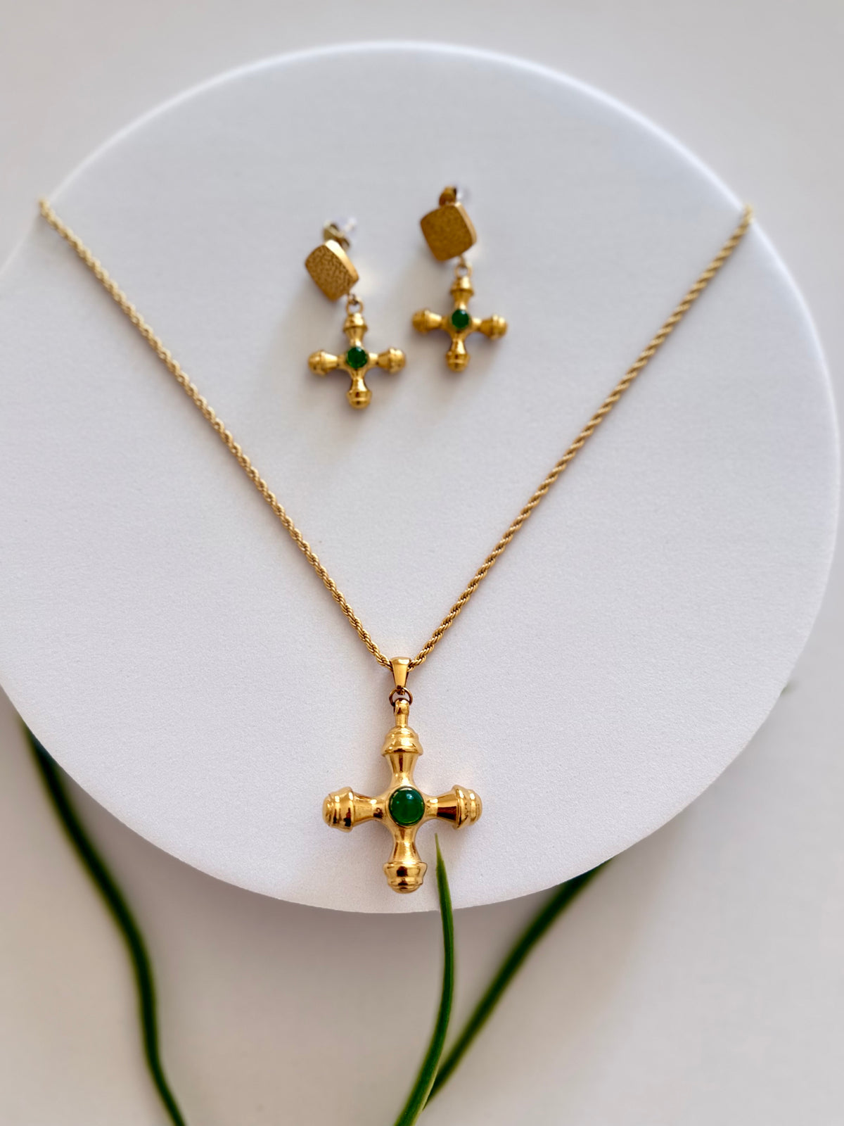 JEGINIT | (ጀግኒት) Pendant Necklace