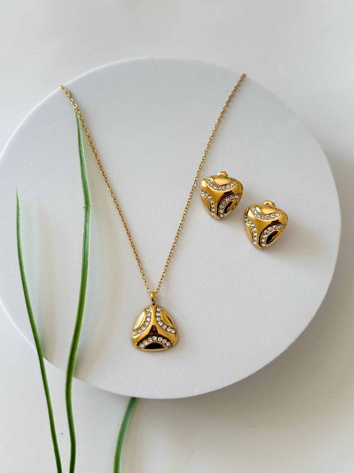AZEB | አዜብ Necklace & Earrings Set