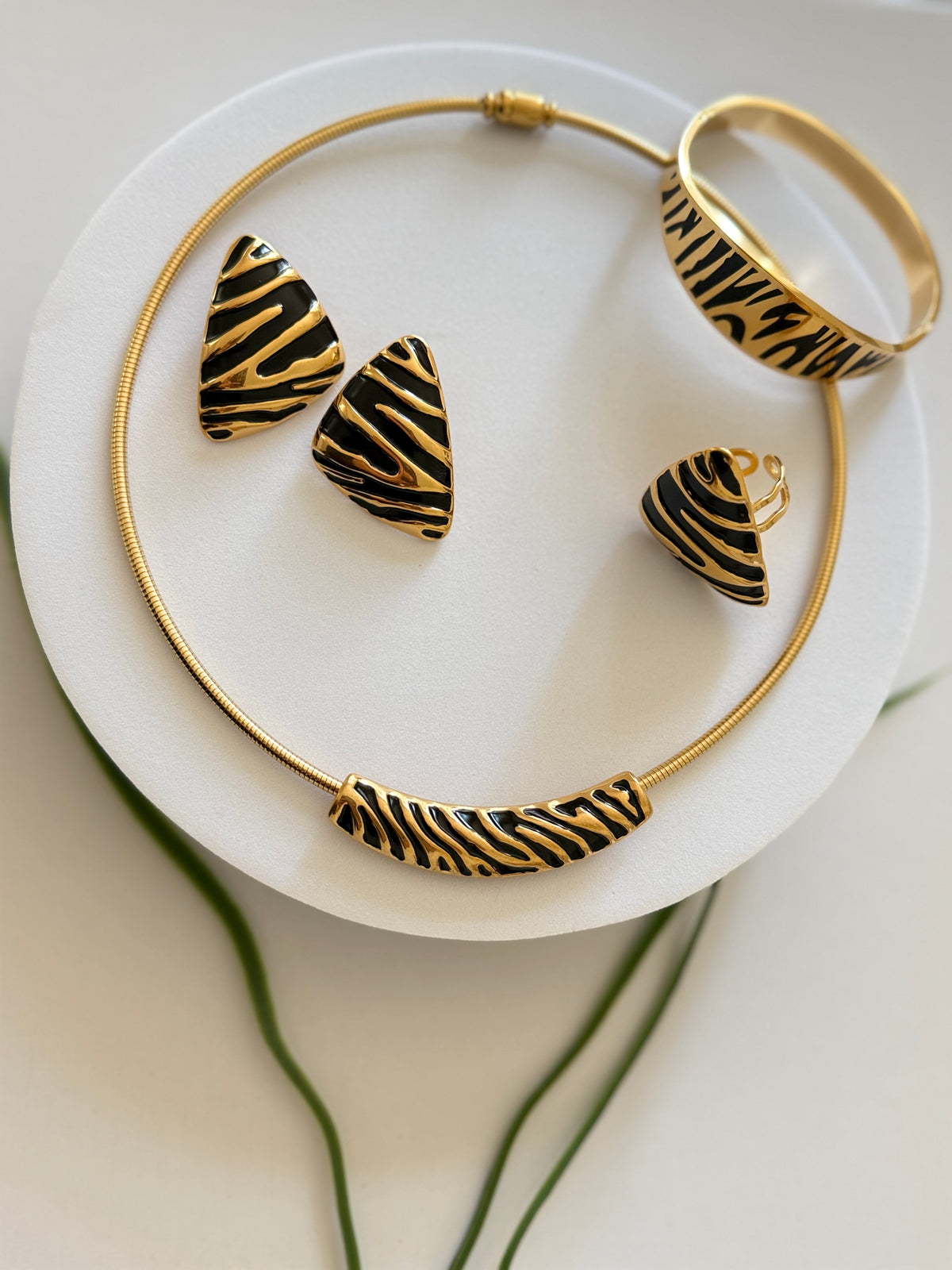 Zebra | ዚብራ Choker, earrings, Bangle and Ring Set