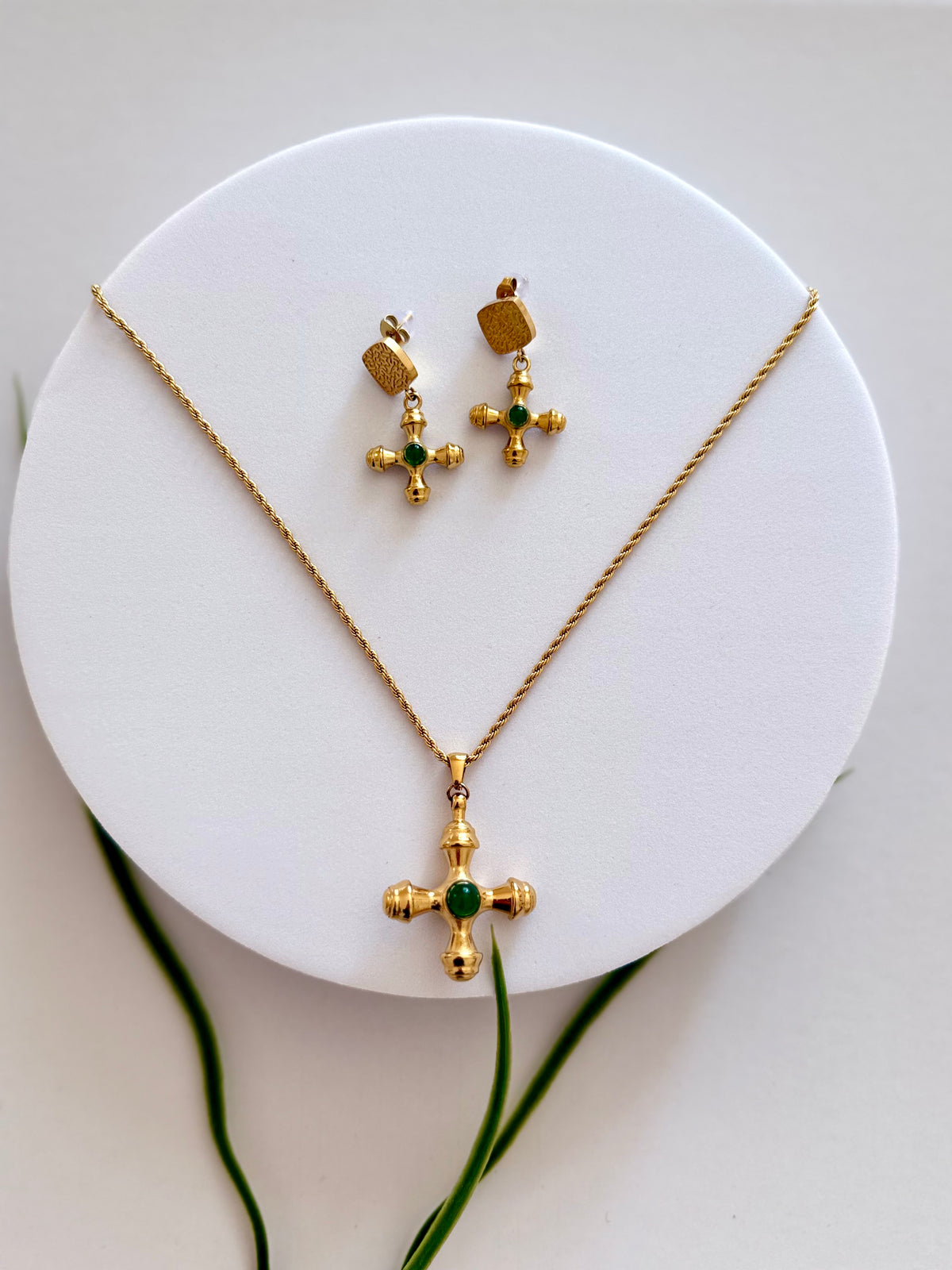 JEGINIT | (ጀግኒት) Pendant Necklace