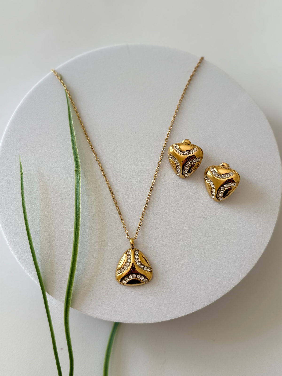 AZEB | አዜብ Necklace & Earrings Set