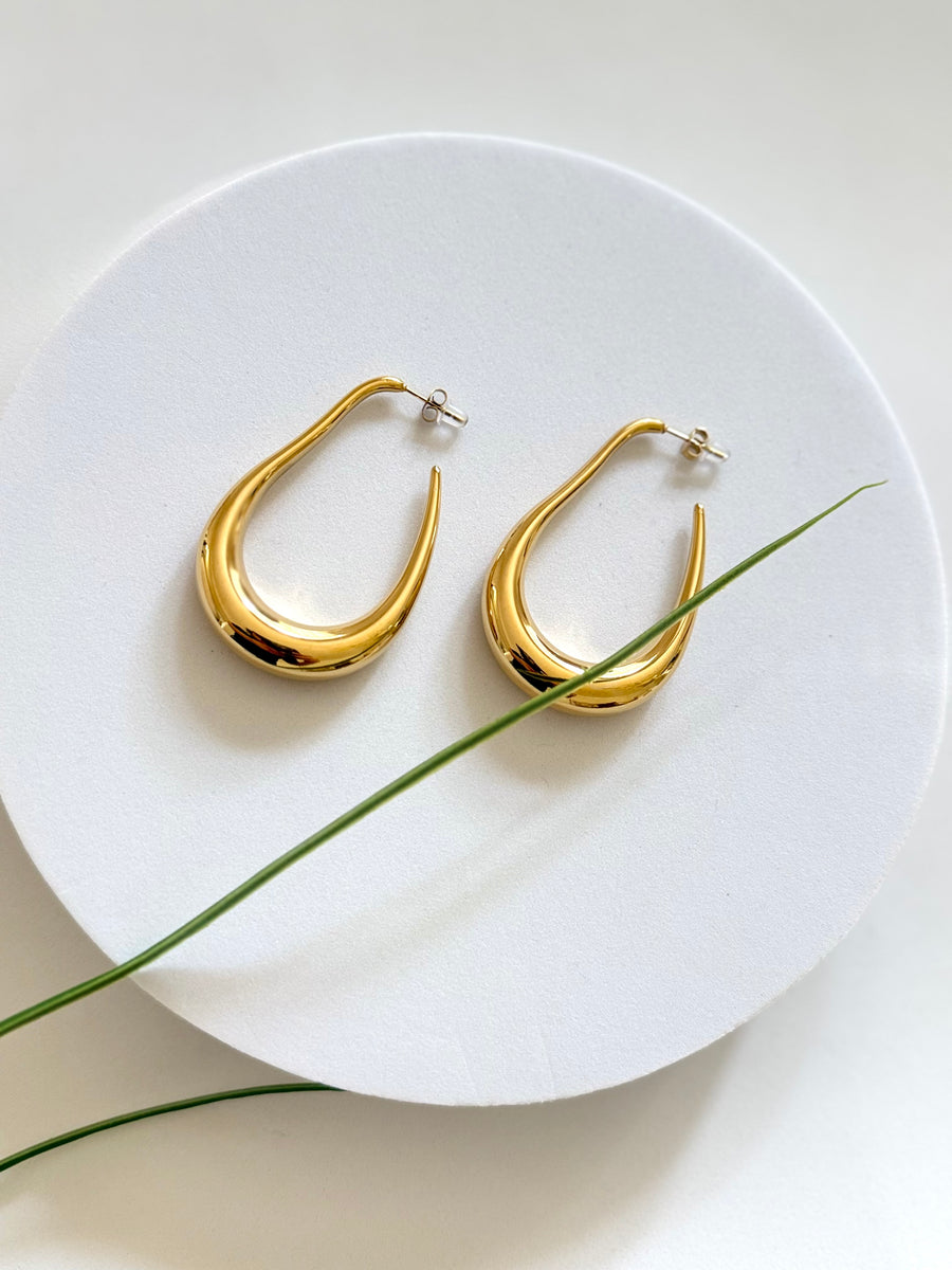 ENKU| እንቁ Necklace, Earrings & Ring Set