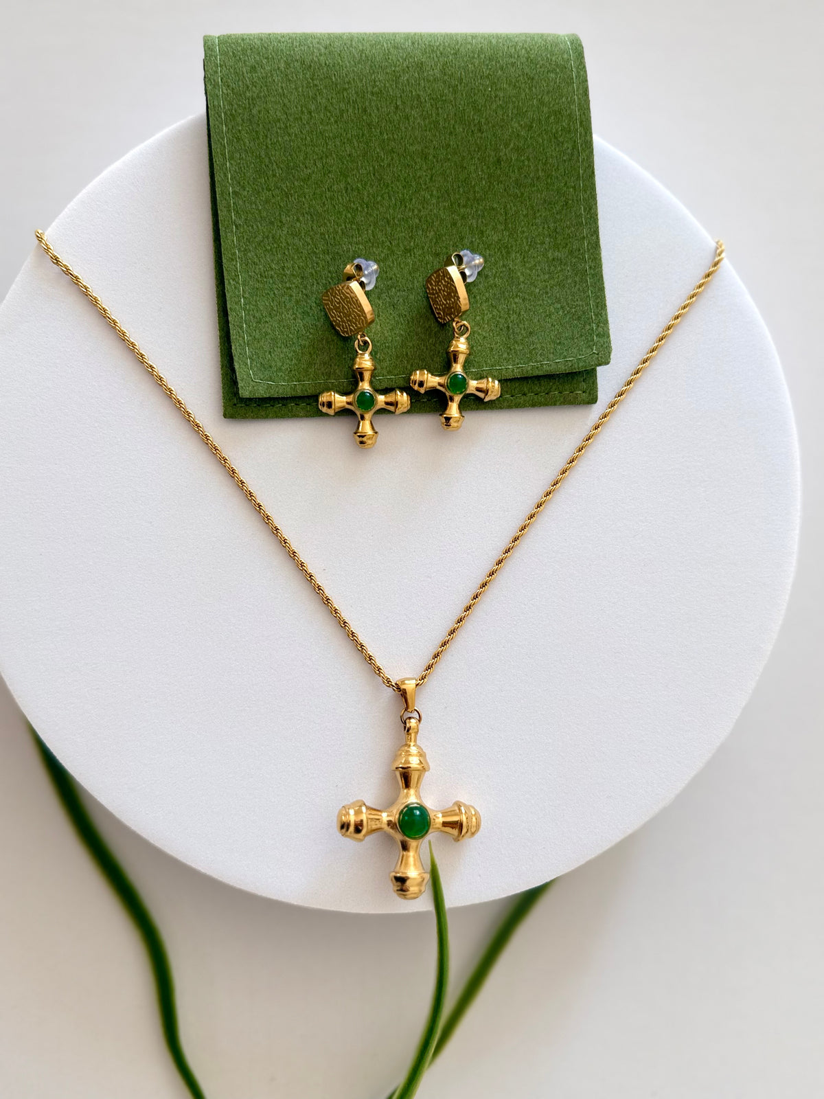 JEGINIT | (ጀግኒት) Pendant Necklace