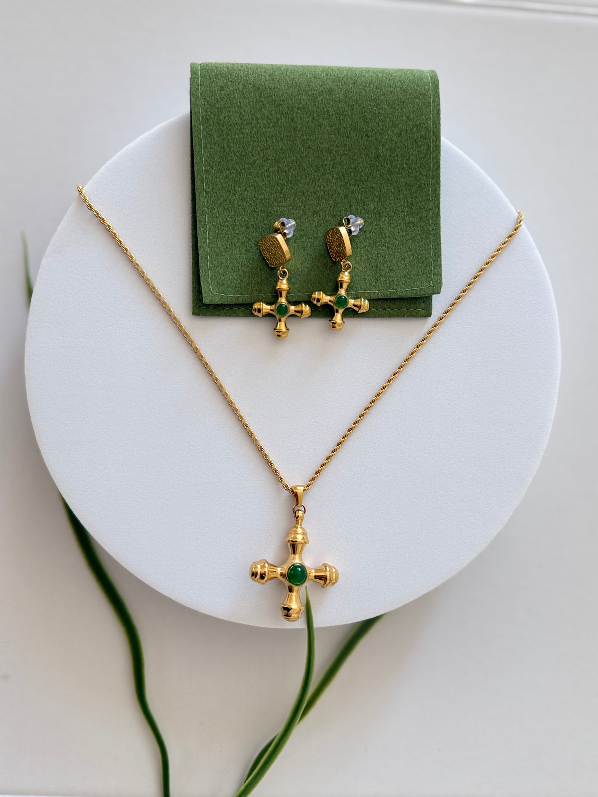 JEGINIT | (ጀግኒት) Pendant Necklace