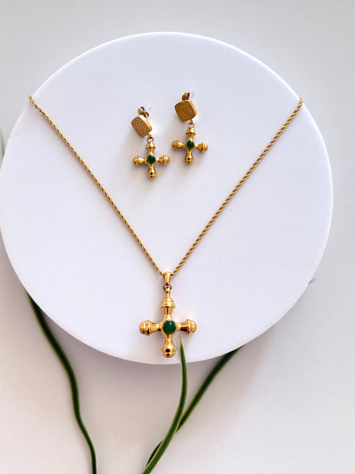 JEGINIT | (ጀግኒት) Pendant Necklace