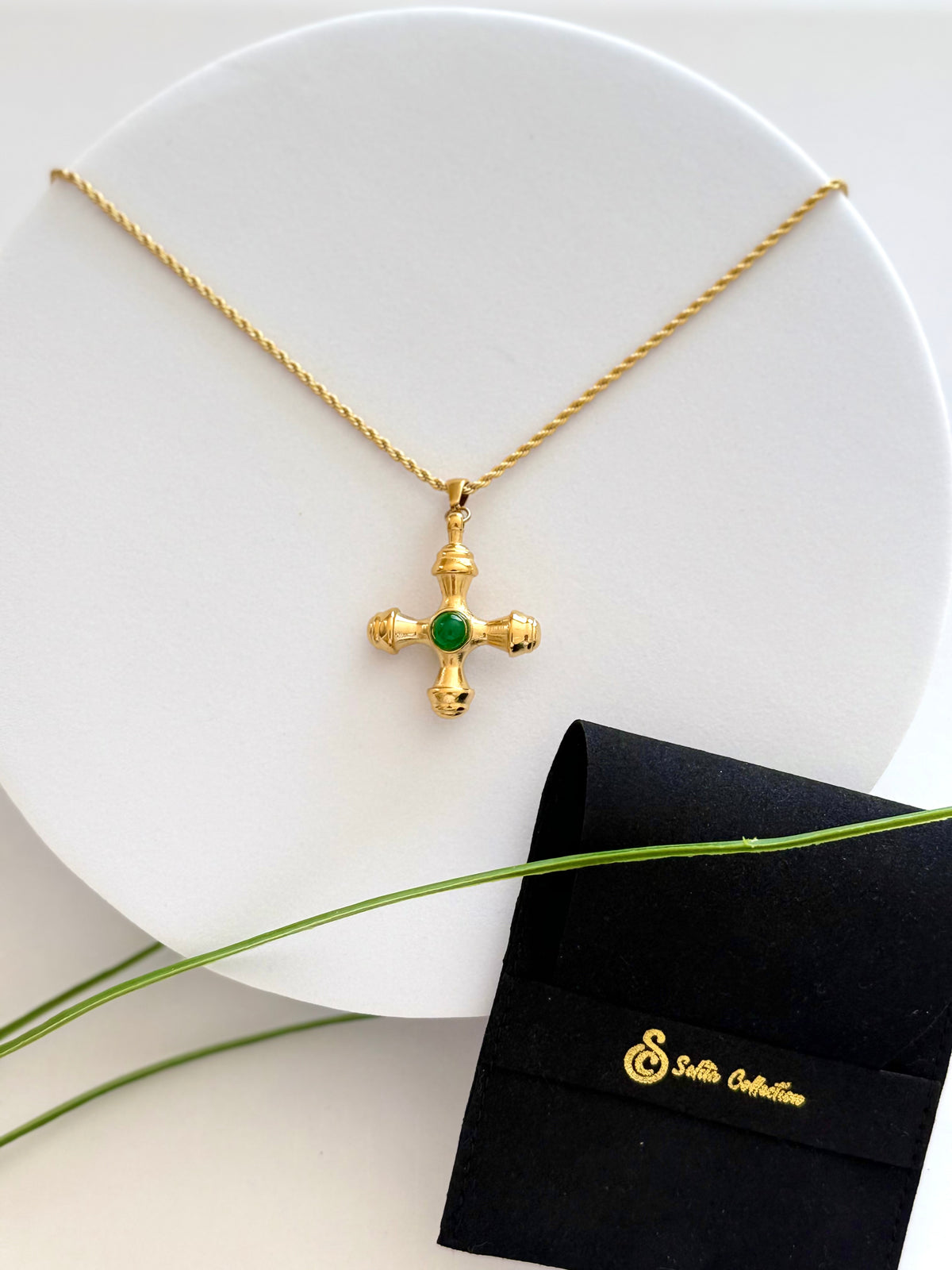 GEGNA (ጀግኒት) Pendant Necklace (Green)