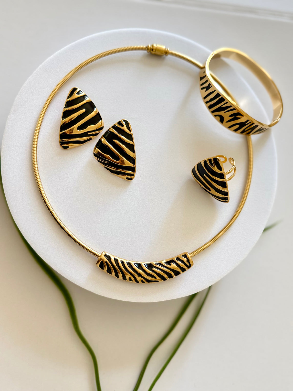 Zebra | ዚብራ Choker, earrings, Bangle and Ring Set