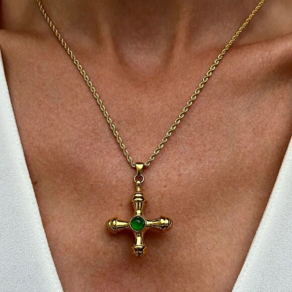 GEGNA (ጀግኒት) Pendant Necklace (Green)