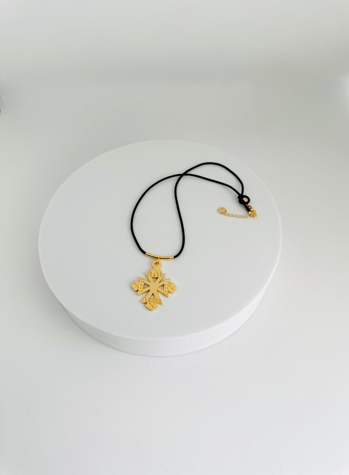 MEDIUM AXUM Selita CROSS