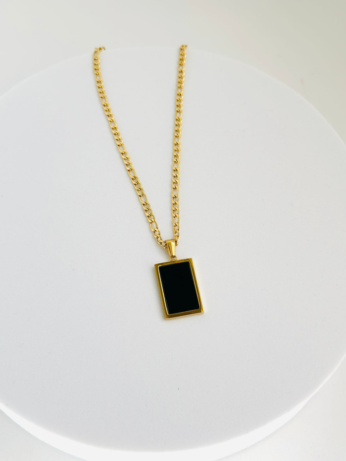 SEW-NEGN | ሰው ነኝ Pendant Necklace
