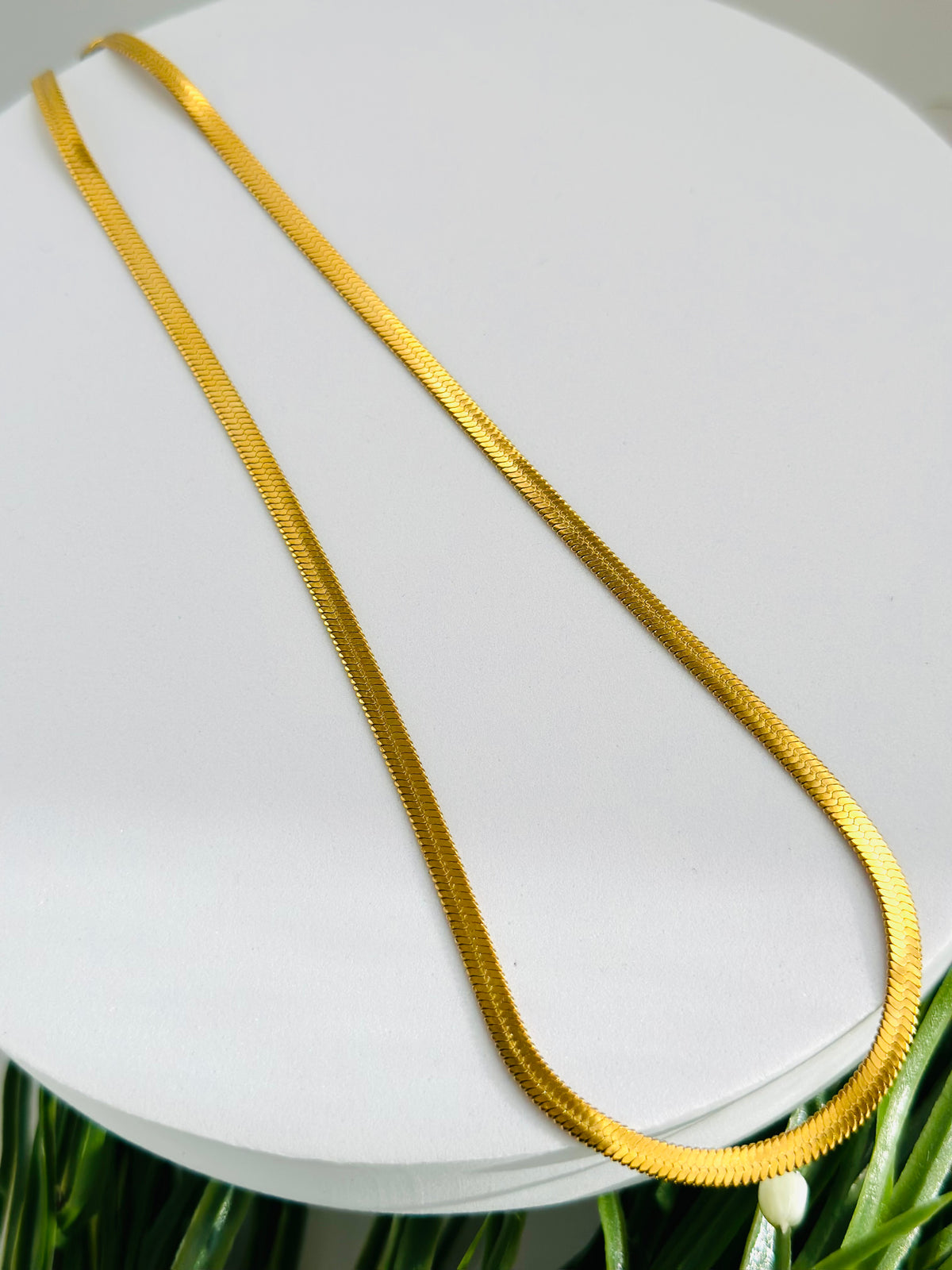 HERRINGBONE WALKISH NECKLACE