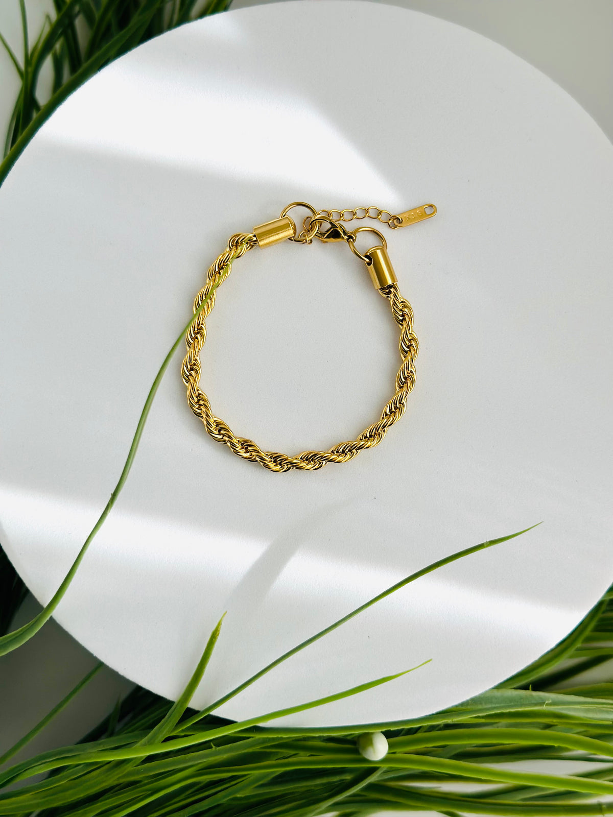 SKINNY ROPE BRACELET