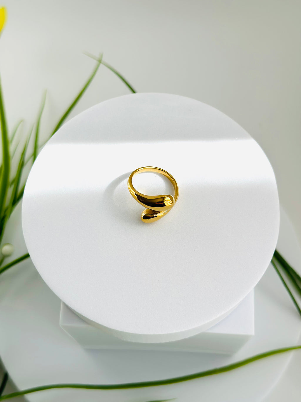 TEARDROP RING – SelitaCollection